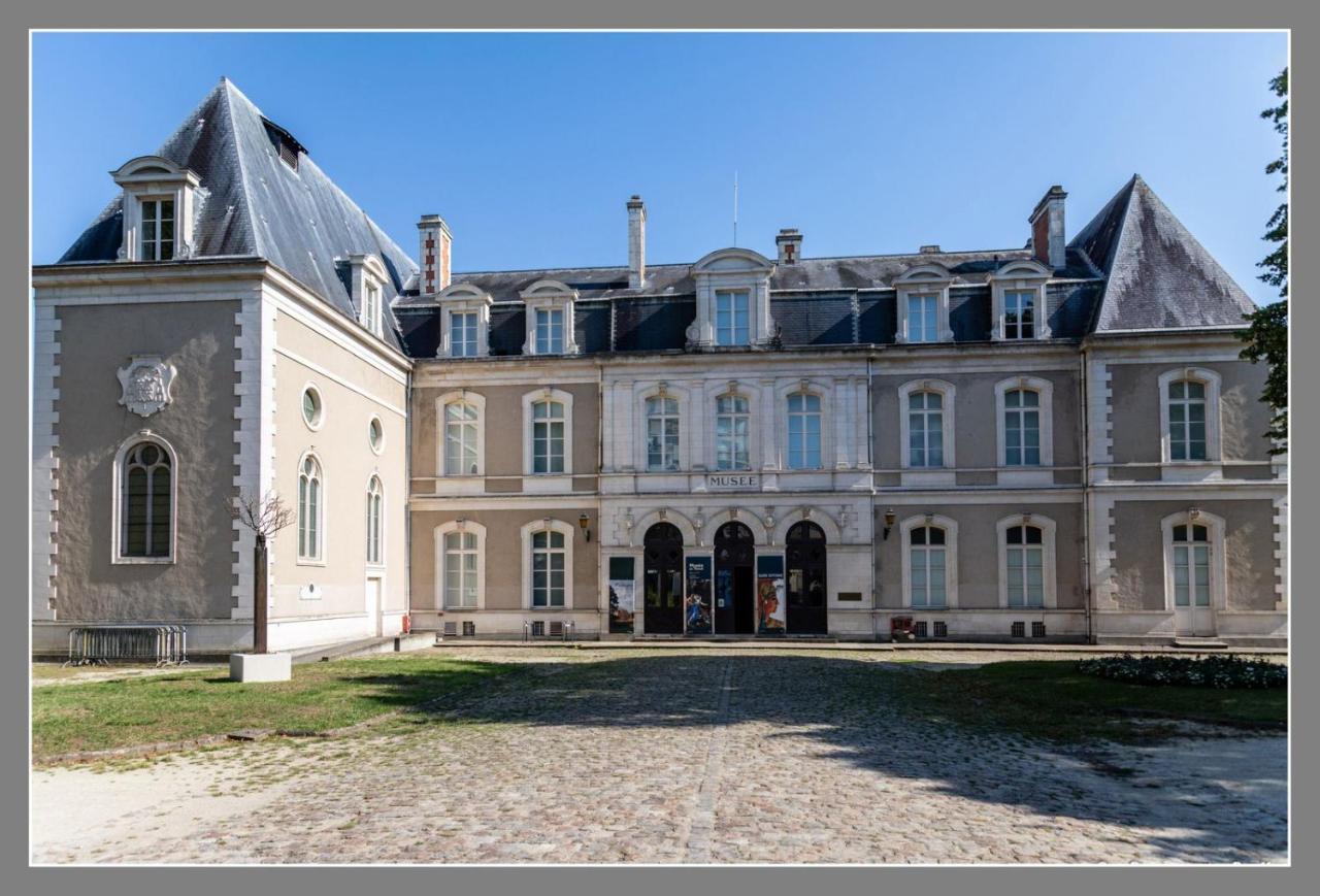 Le Mans - Au Calme - Stationnement Facile - Proche Centre Ville Et Gare Exterior photo